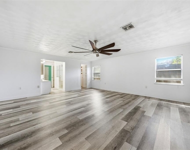 6254 Alligator Lake Shore East - Photo Thumbnail 6