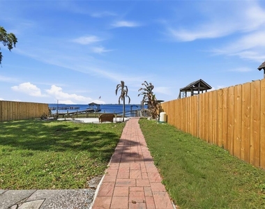 6254 Alligator Lake Shore East - Photo Thumbnail 16