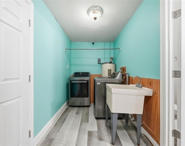 6254 Alligator Lake Shore East - Photo Thumbnail 24