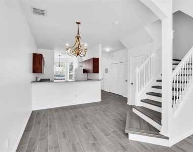 1160 S Beach Circle - Photo Thumbnail 6