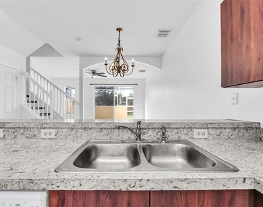 1160 S Beach Circle - Photo Thumbnail 2