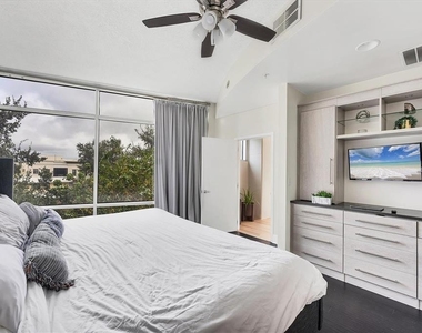 525 E Jackson Street - Photo Thumbnail 19