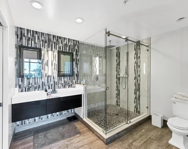 525 E Jackson Street - Photo Thumbnail 21