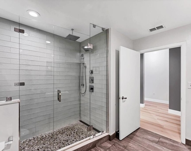 525 E Jackson Street - Photo Thumbnail 27