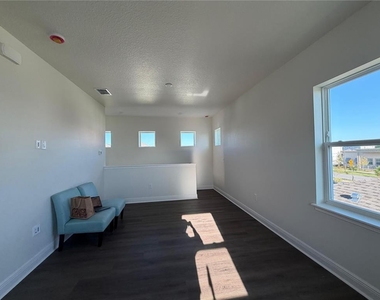10254 Dulbecco Street - Photo Thumbnail 7
