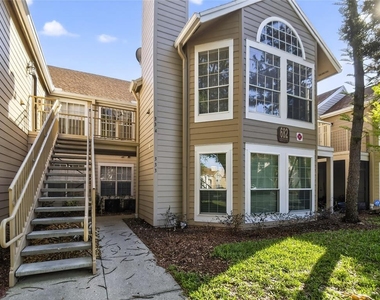 682 Youngstown Parkway - Photo Thumbnail 2