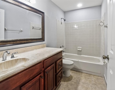 682 Youngstown Parkway - Photo Thumbnail 23