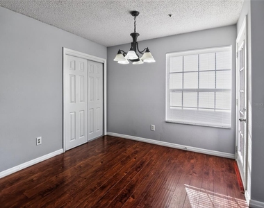 682 Youngstown Parkway - Photo Thumbnail 9