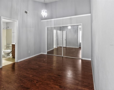 682 Youngstown Parkway - Photo Thumbnail 16