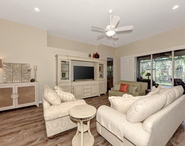 13099 Preserve Court - Photo Thumbnail 5