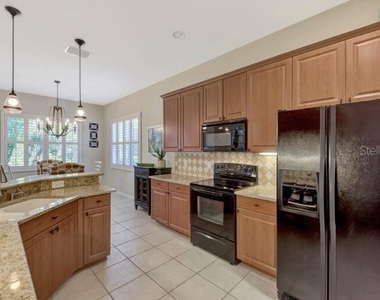13099 Preserve Court - Photo Thumbnail 11