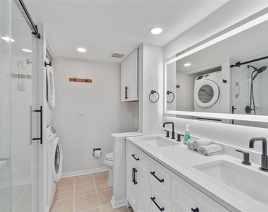 433 Cerromar Lane - Photo Thumbnail 41