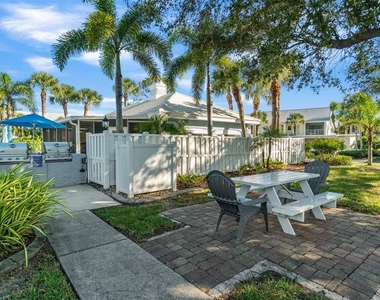 433 Cerromar Lane - Photo Thumbnail 58