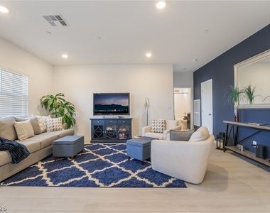 292 Whitney Crest Street - Photo Thumbnail 8
