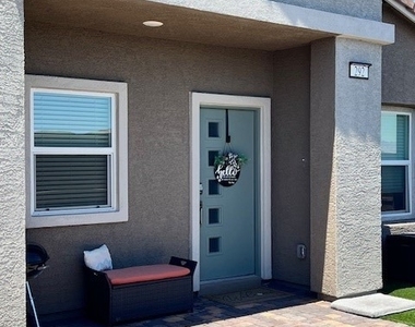 292 Whitney Crest Street - Photo Thumbnail 6