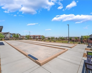 292 Whitney Crest Street - Photo Thumbnail 32