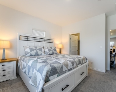 292 Whitney Crest Street - Photo Thumbnail 22