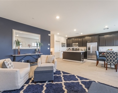 292 Whitney Crest Street - Photo Thumbnail 11