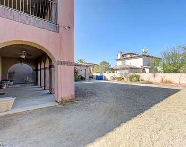 8490 Via De Bellasidra Court - Photo Thumbnail 75