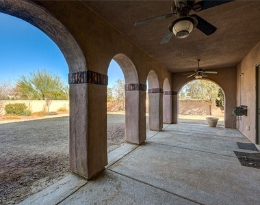 8490 Via De Bellasidra Court - Photo Thumbnail 72
