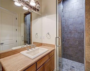 8490 Via De Bellasidra Court - Photo Thumbnail 57