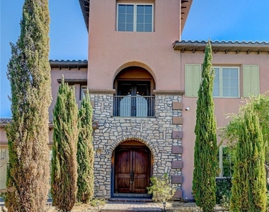 8490 Via De Bellasidra Court - Photo Thumbnail 5
