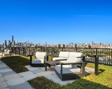 1057 Atlantic Avenue - Photo Thumbnail 10