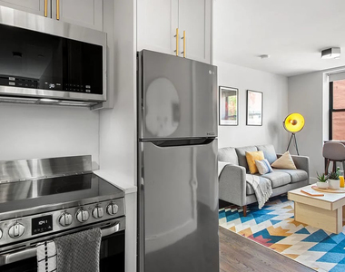 64 Stagg Street - Photo Thumbnail 3