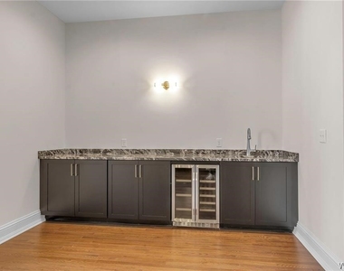 674 Main Street - Photo Thumbnail 17