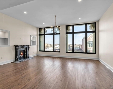 674 Main Street - Photo Thumbnail 18