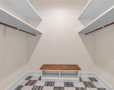 674 Main Street - Photo Thumbnail 8