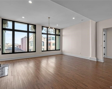 674 Main Street - Photo Thumbnail 19