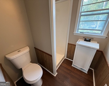 412 Roberson Street - Photo Thumbnail 53