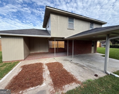 412 Roberson Street - Photo Thumbnail 44