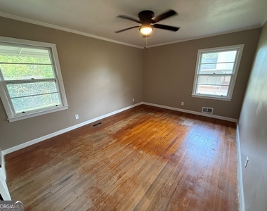 412 Roberson Street - Photo Thumbnail 31