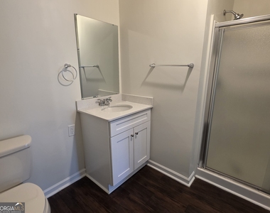 434 Roberts Way - Photo Thumbnail 25