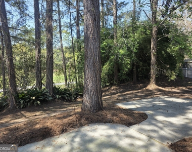 434 Roberts Way - Photo Thumbnail 26