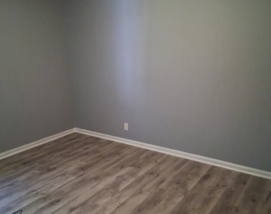 14 Brannan Street - Photo Thumbnail 10