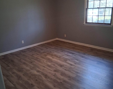 14 Brannan Street - Photo Thumbnail 9