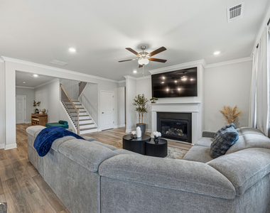 3168 Shirecrest Lane - Photo Thumbnail 12