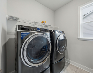 3168 Shirecrest Lane - Photo Thumbnail 33