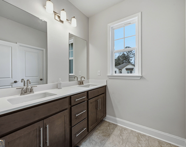 3168 Shirecrest Lane - Photo Thumbnail 35