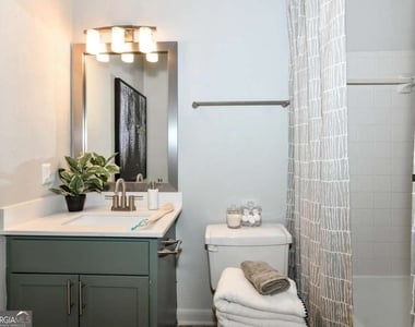 2383 Akers Mill Road - Photo Thumbnail 8