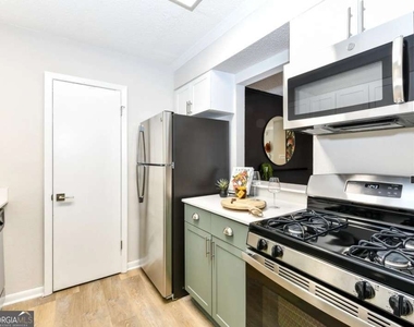 2383 Akers Mill Road - Photo Thumbnail 4