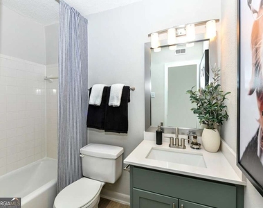 2383 Akers Mill Road - Photo Thumbnail 8