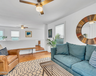 1227 Bay Avenue - Photo Thumbnail 9