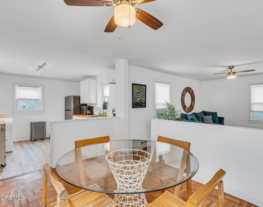 1227 Bay Avenue - Photo Thumbnail 2