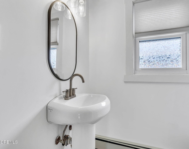 1227 Bay Avenue - Photo Thumbnail 22