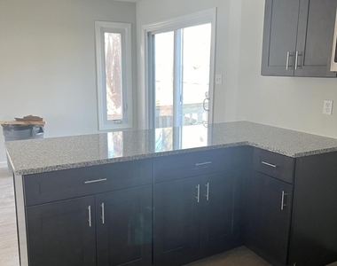 12a Diamond Drive - Photo Thumbnail 6