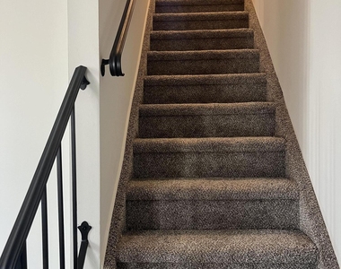 12a Diamond Drive - Photo Thumbnail 9